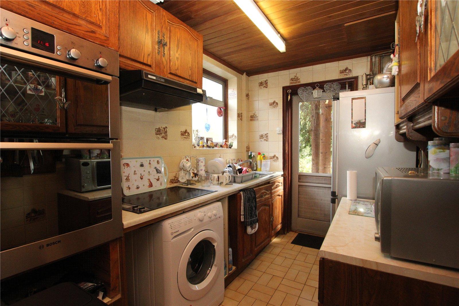 3 bedroom house for sale in London | Robinson Jackson