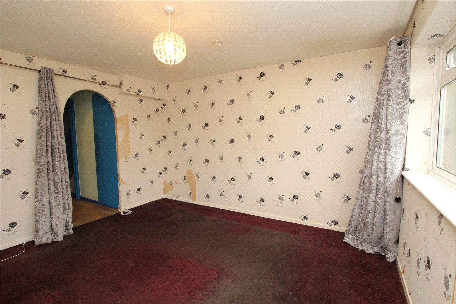 2 bedroom house for sale in London | Robinson Jackson