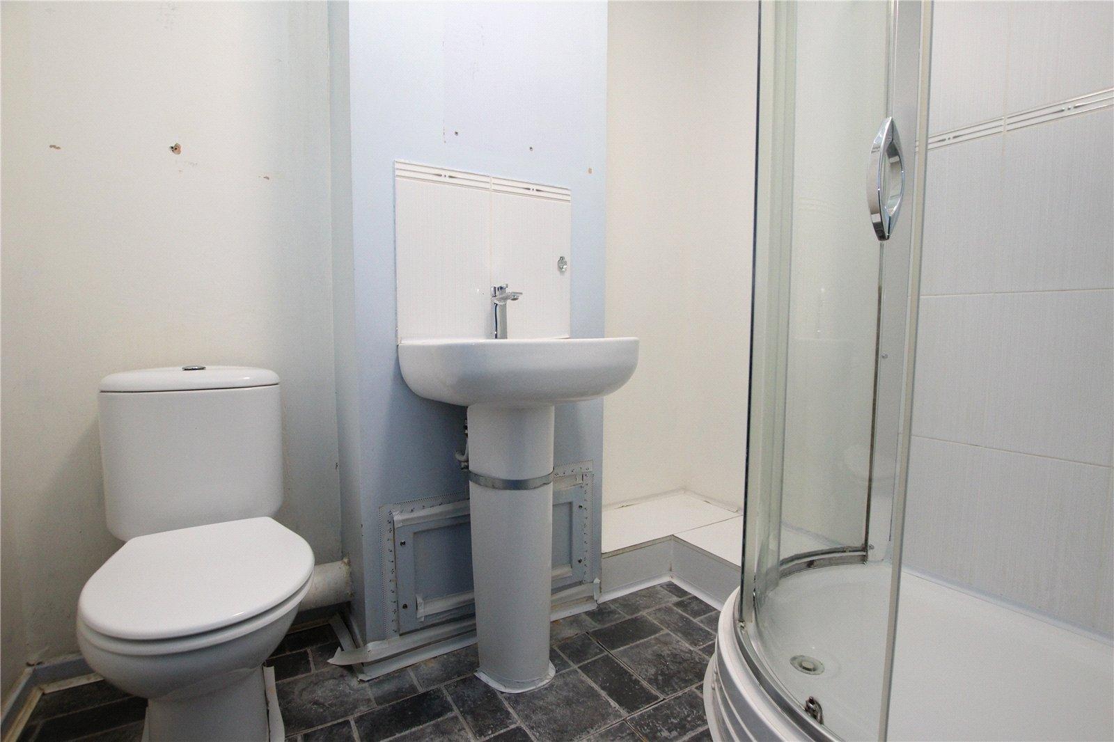 2 bedroom house for sale in London | Robinson Jackson