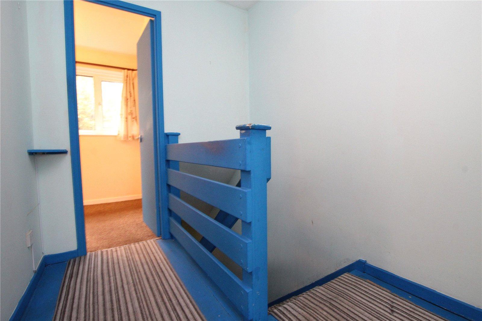 2 bedroom house for sale in London | Robinson Jackson