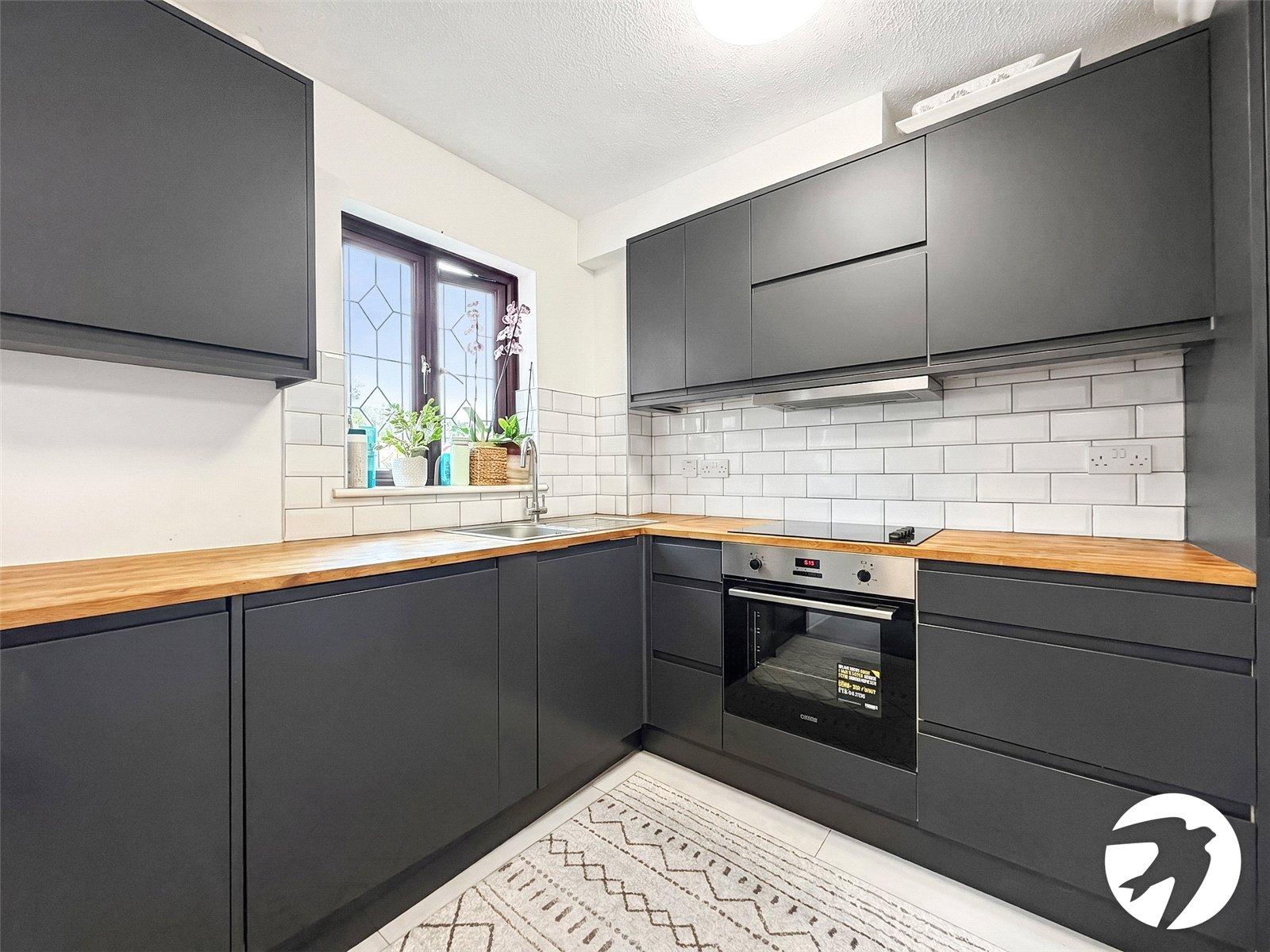 2 bedroom house to rent in London | 