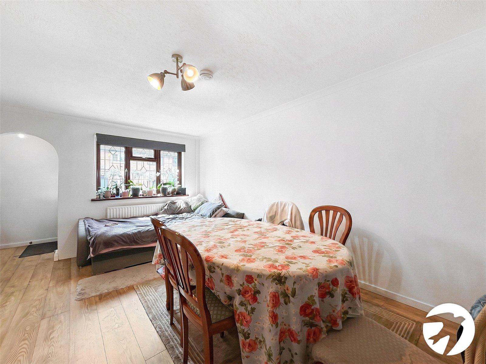 2 bedroom house to rent in London | 