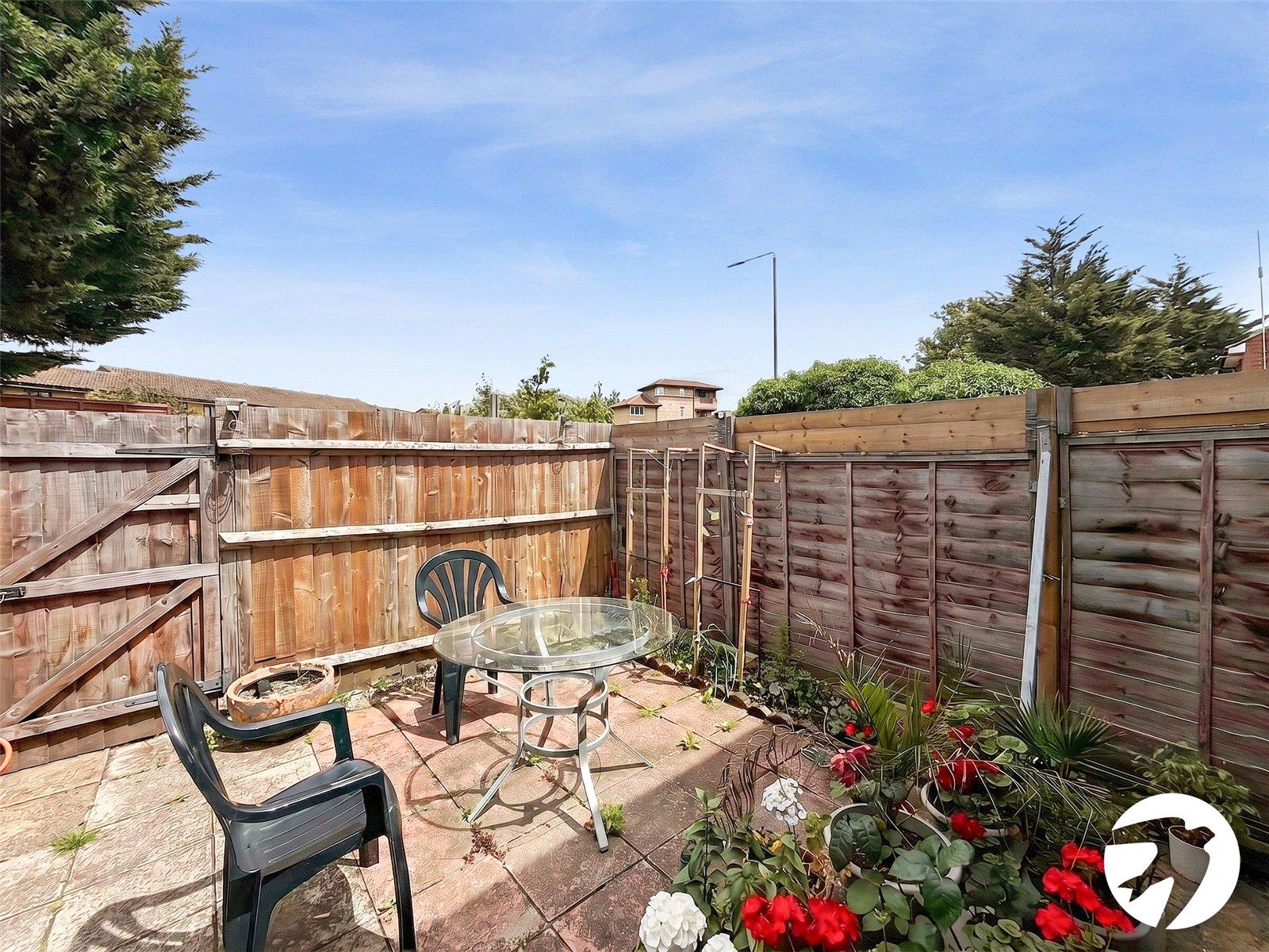 2 bedroom house to rent in London | 