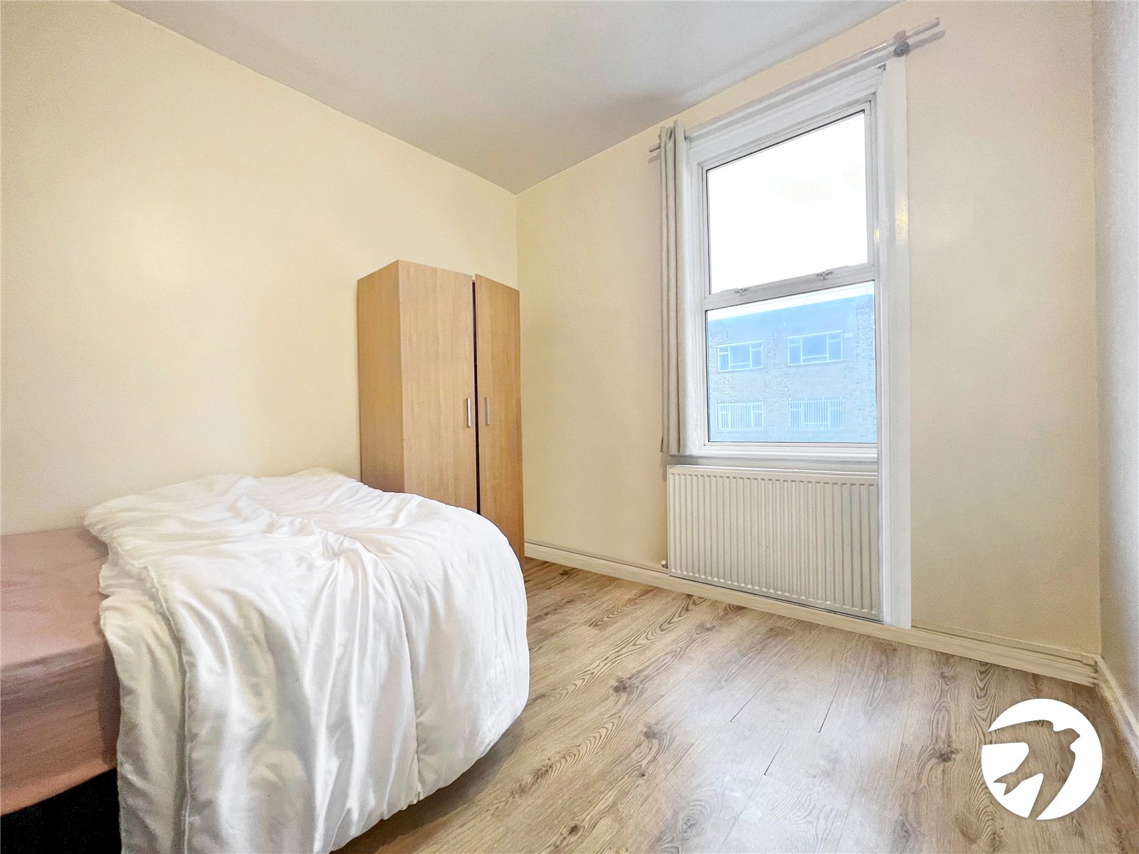 3 bedroom property to rent in Plumstead | 