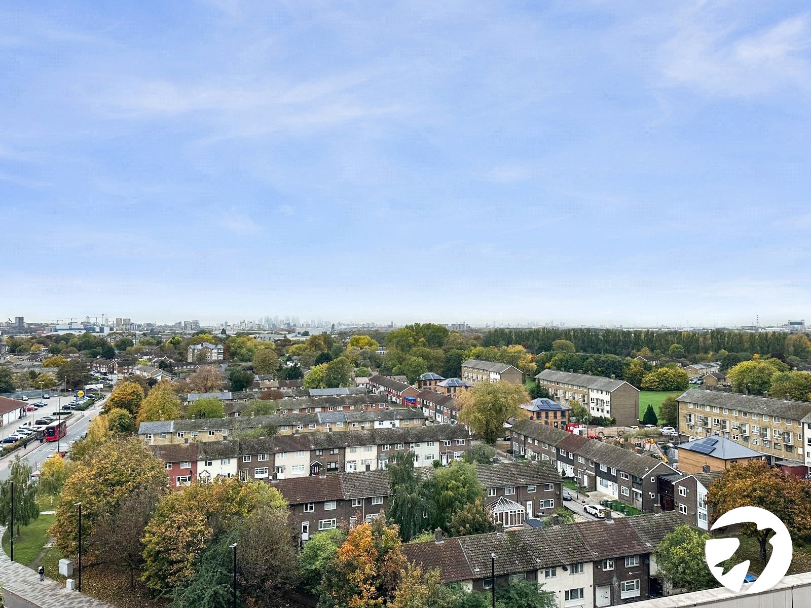 2 bedroom property to rent in London | 