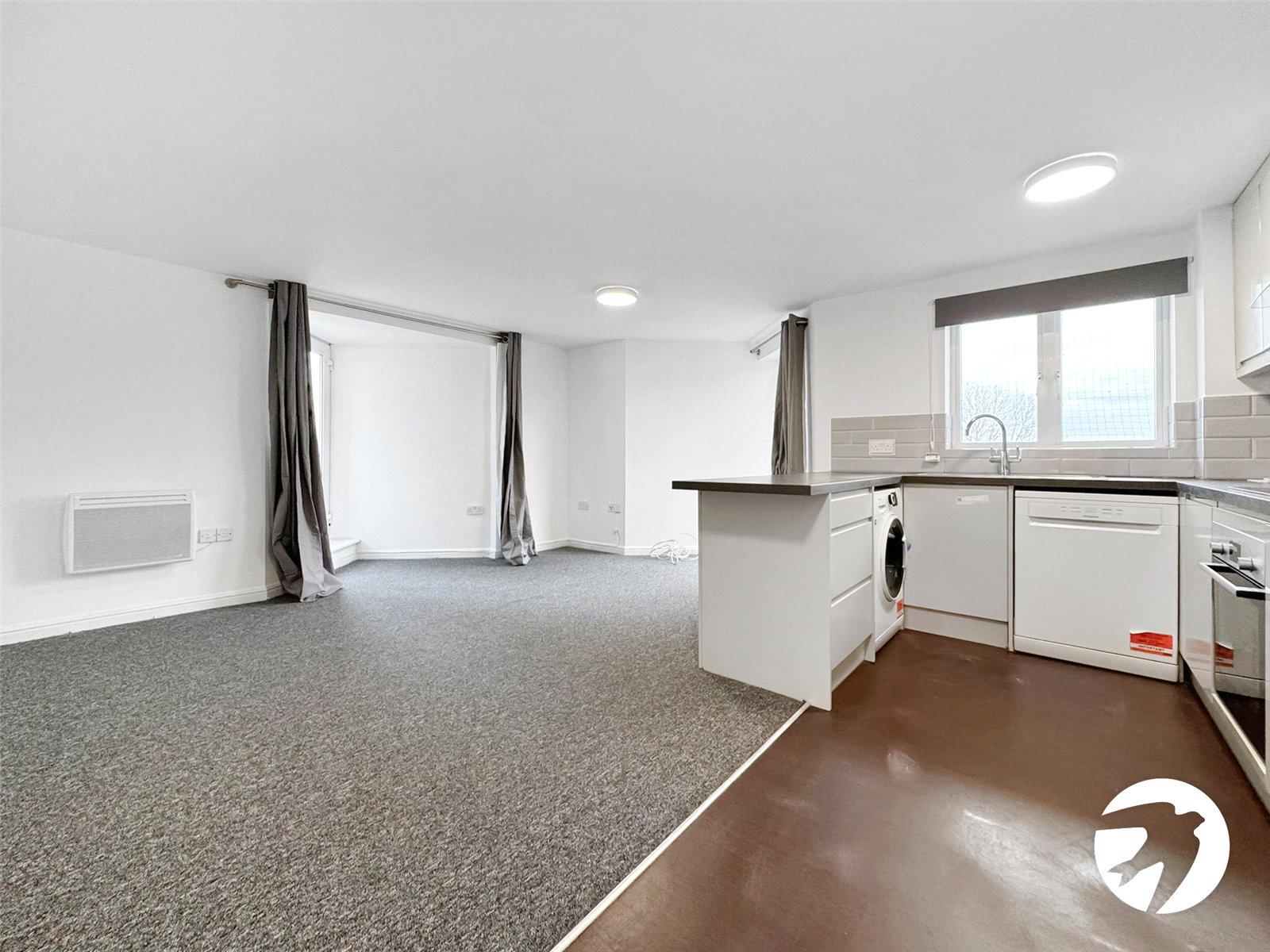2 bedroom property to rent in London | 