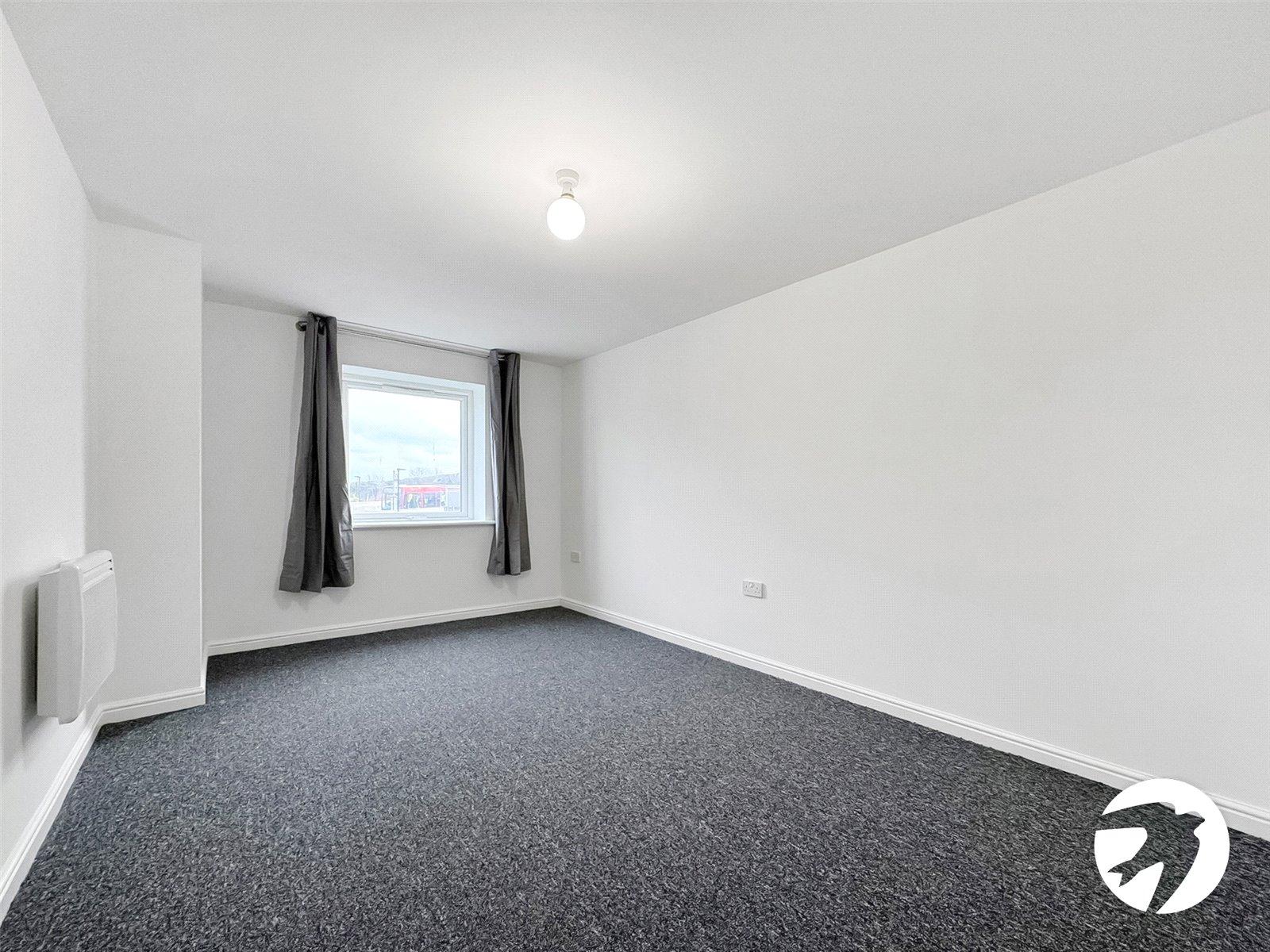 2 bedroom property to rent in London | 