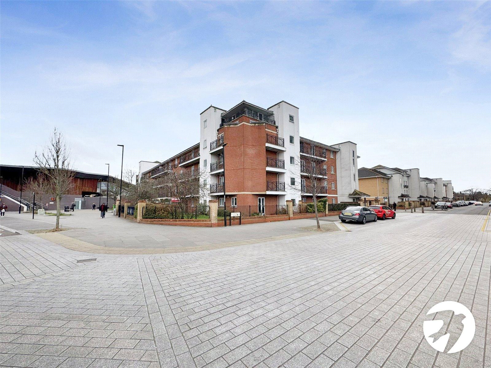 2 bedroom property to rent in London | 