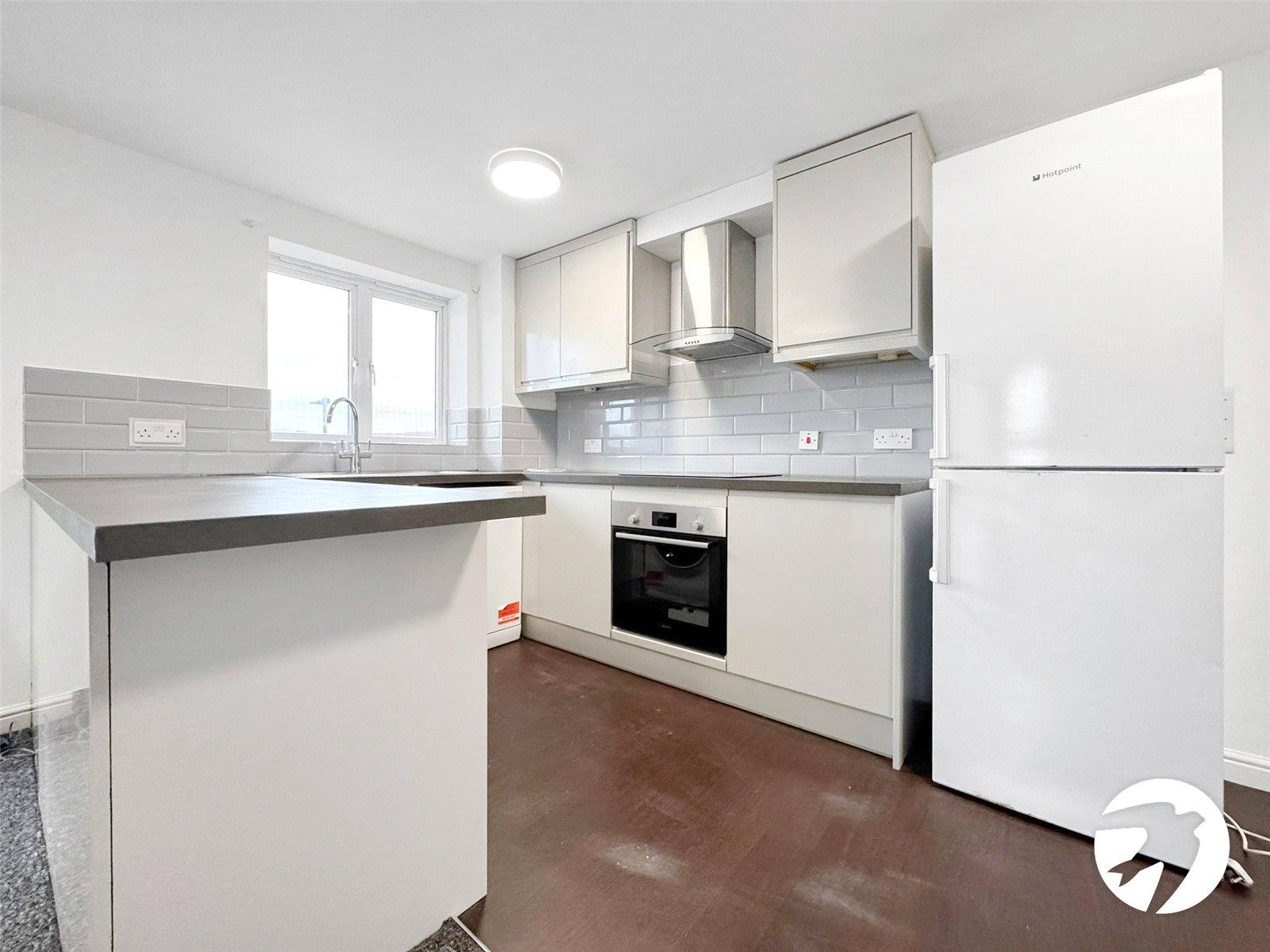 2 bedroom property to rent in London | 