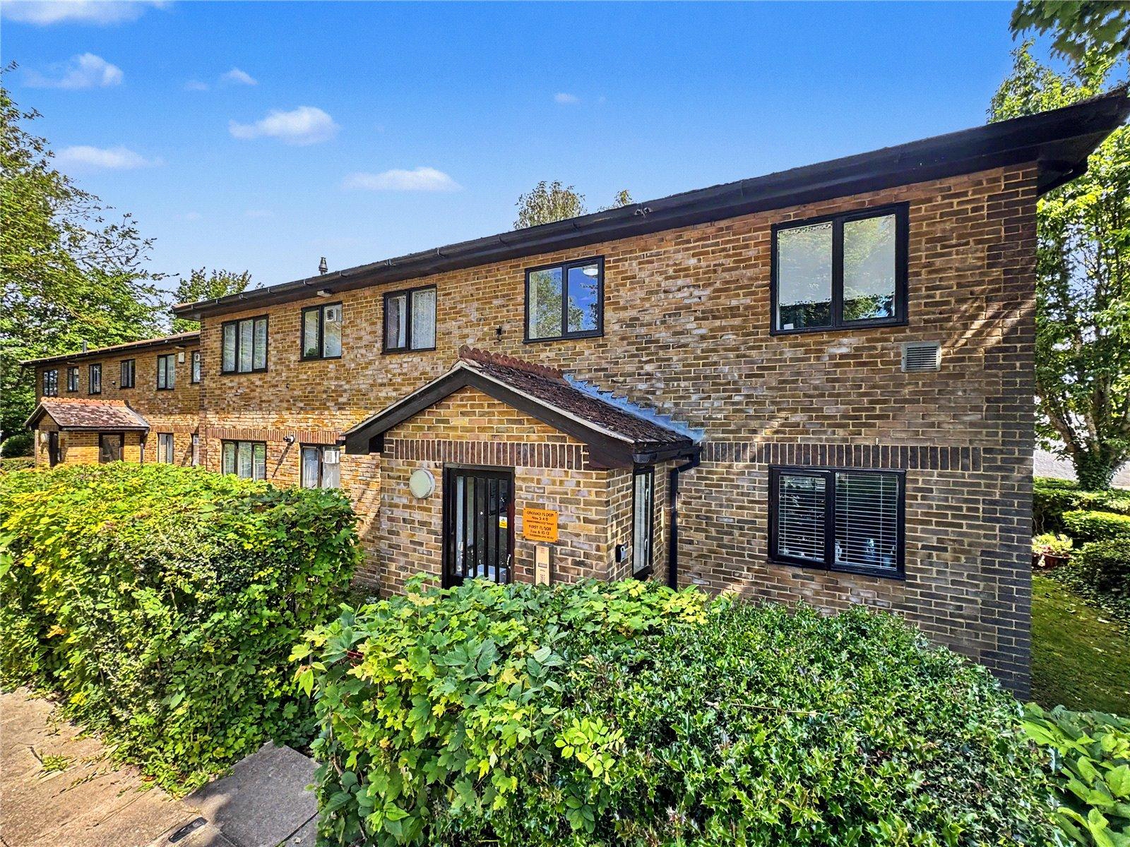 1 bedroom property for sale in Rainham | Robinson Michael & Jackson