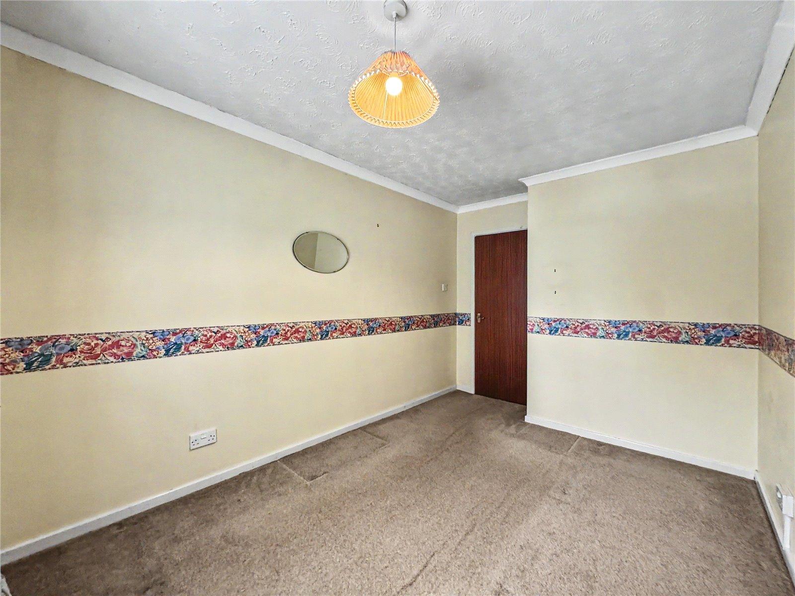 1 bedroom property for sale in Rainham | Robinson Michael & Jackson