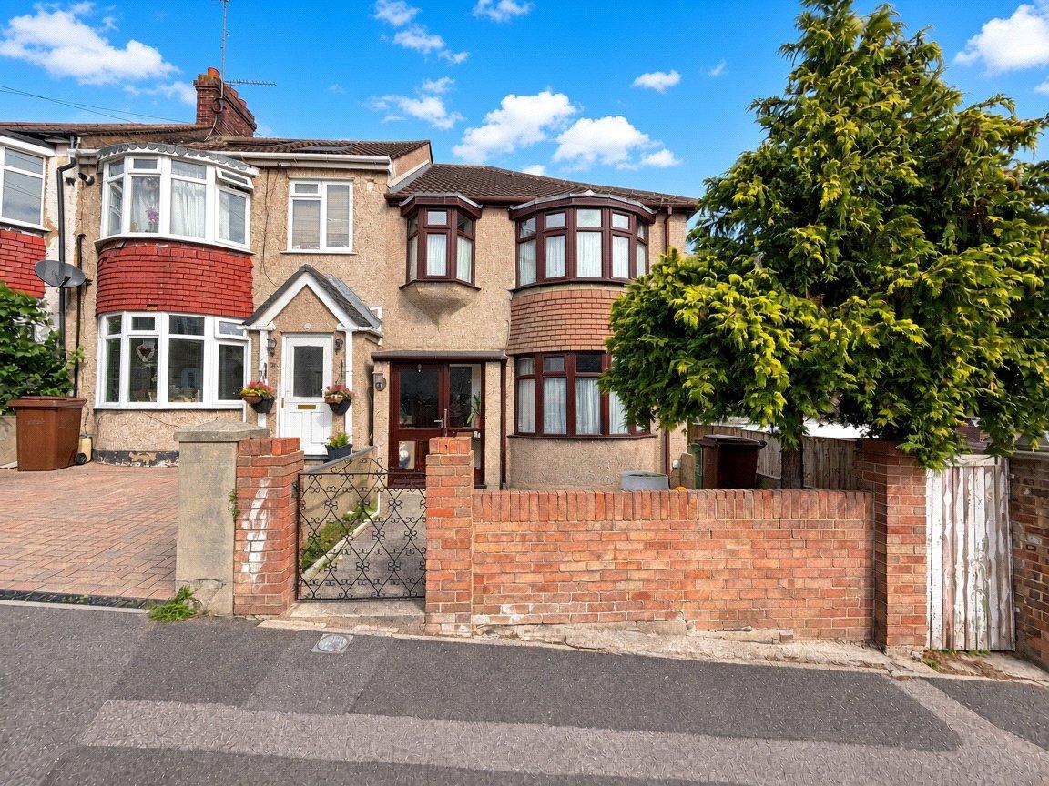 3 bedroom house for sale in Gillingham | Robinson Michael & Jackson