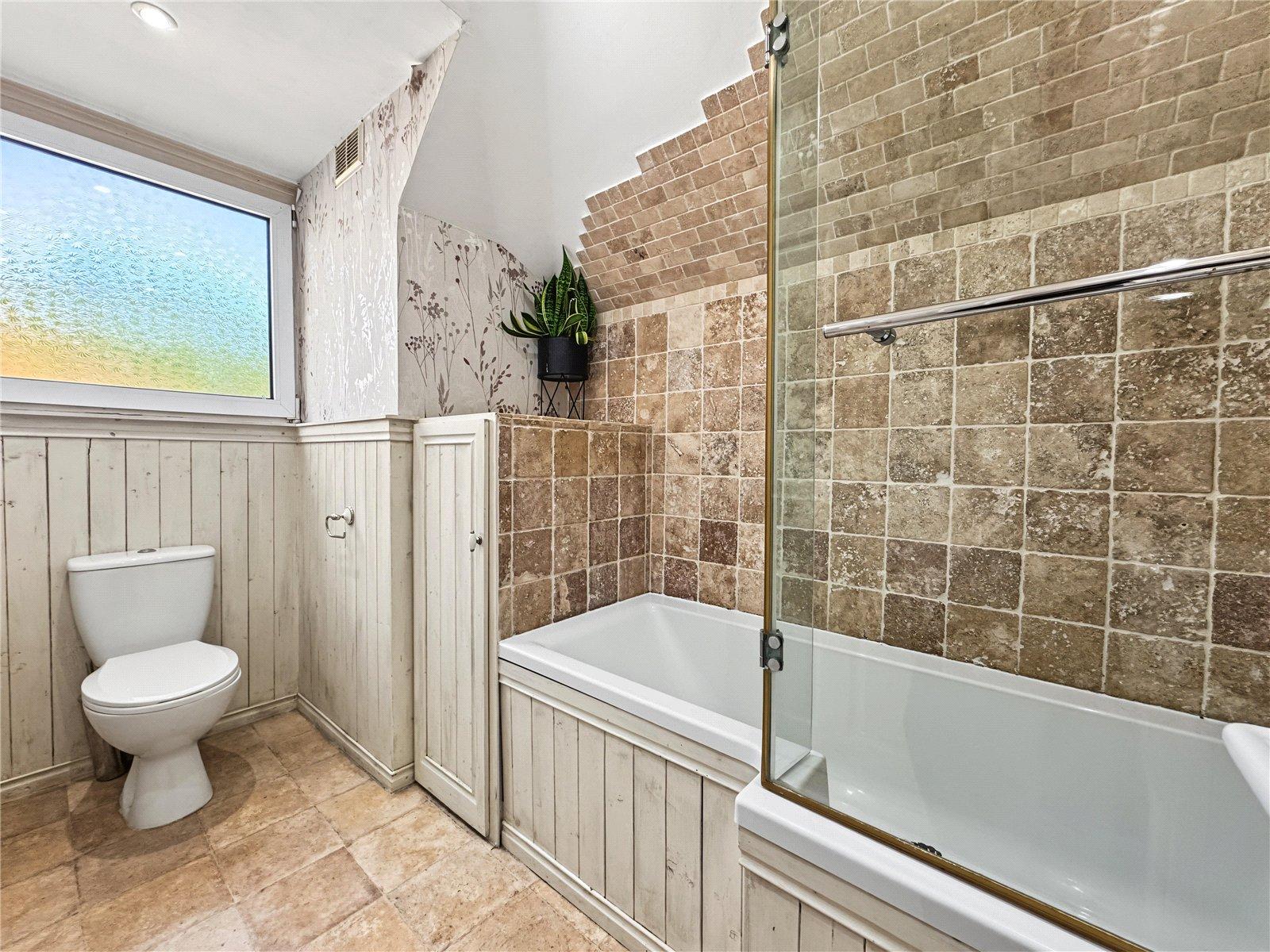 4 bedroom property for sale in Newington | Robinson Michael & Jackson