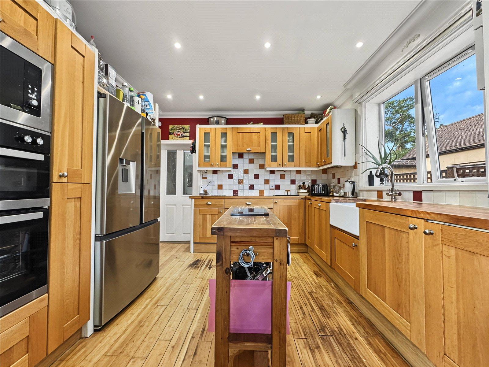 4 bedroom property for sale in Newington | Robinson Michael & Jackson