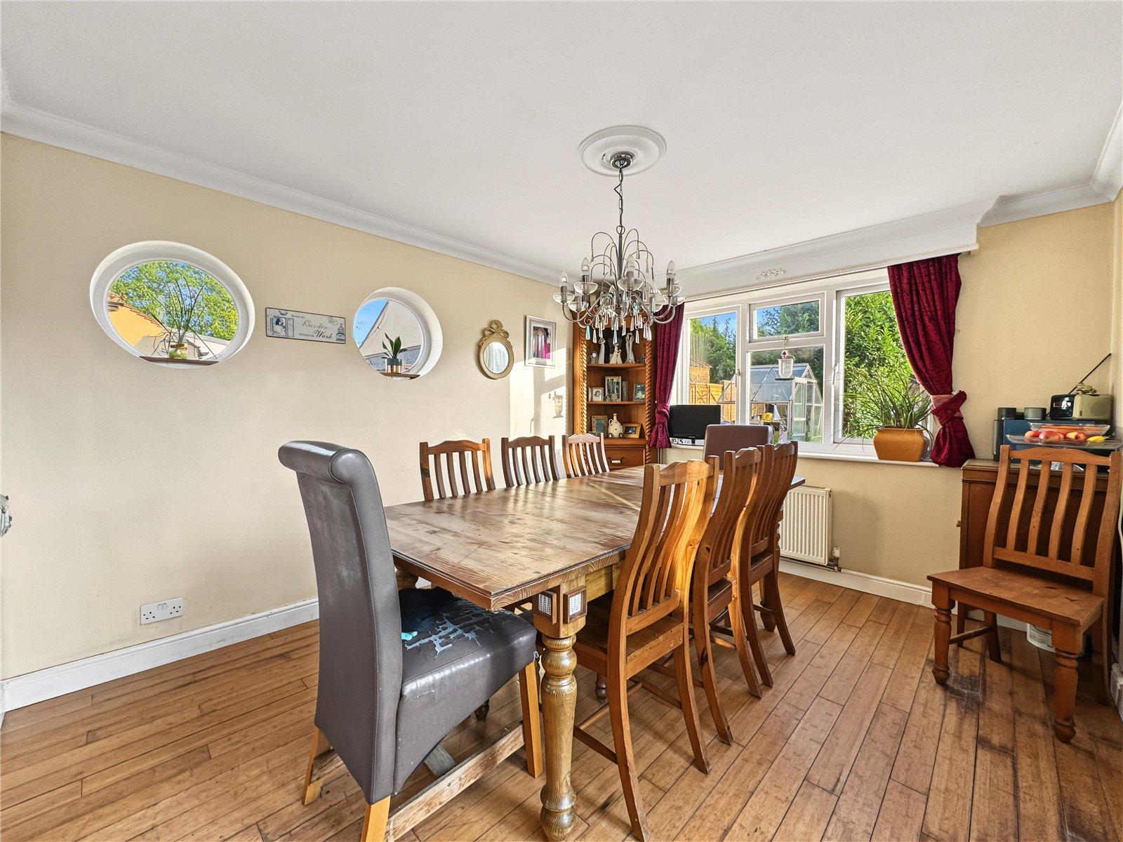 4 bedroom property for sale in Newington | Robinson Michael & Jackson