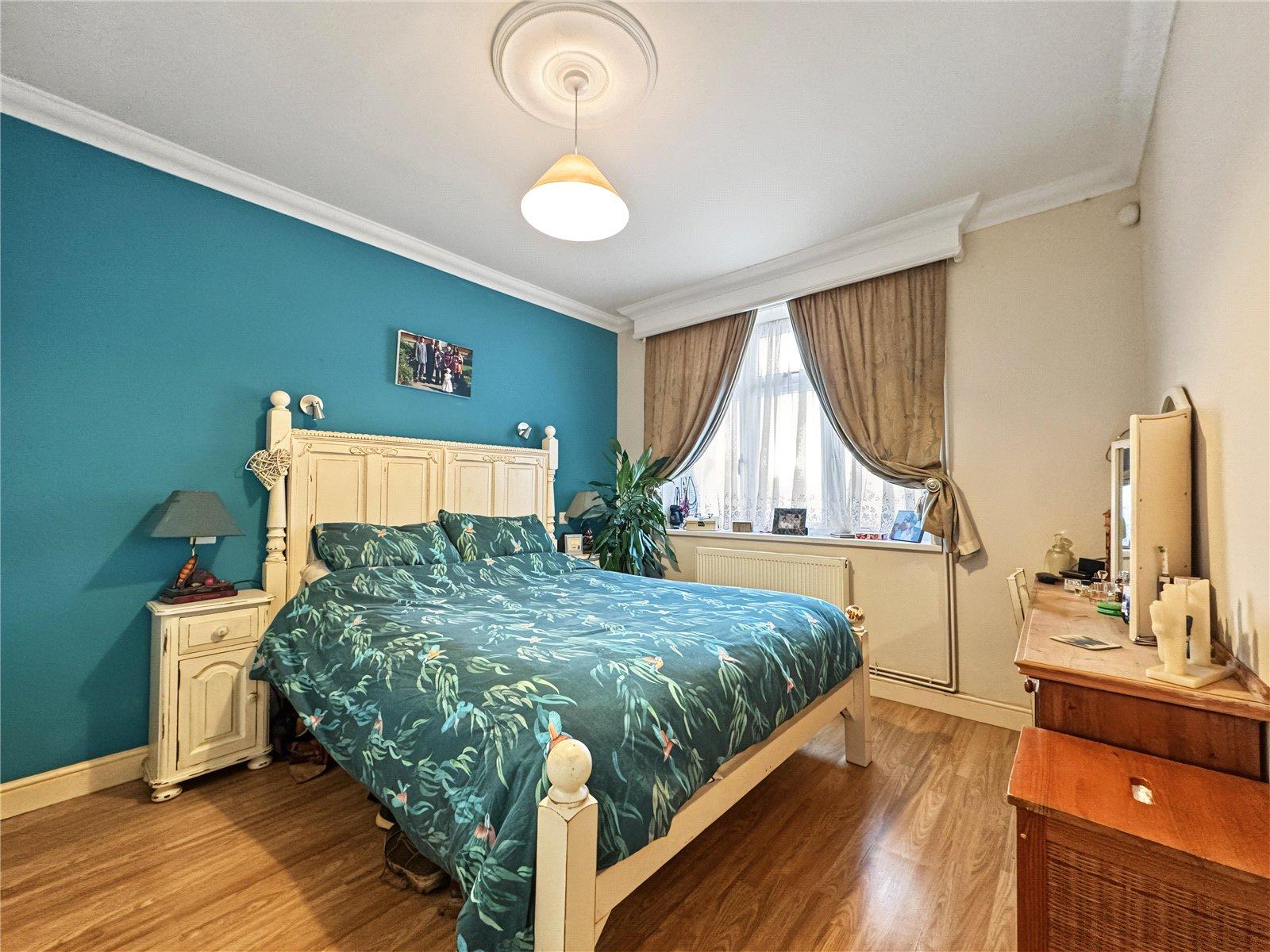 4 bedroom property for sale in Newington | Robinson Michael & Jackson