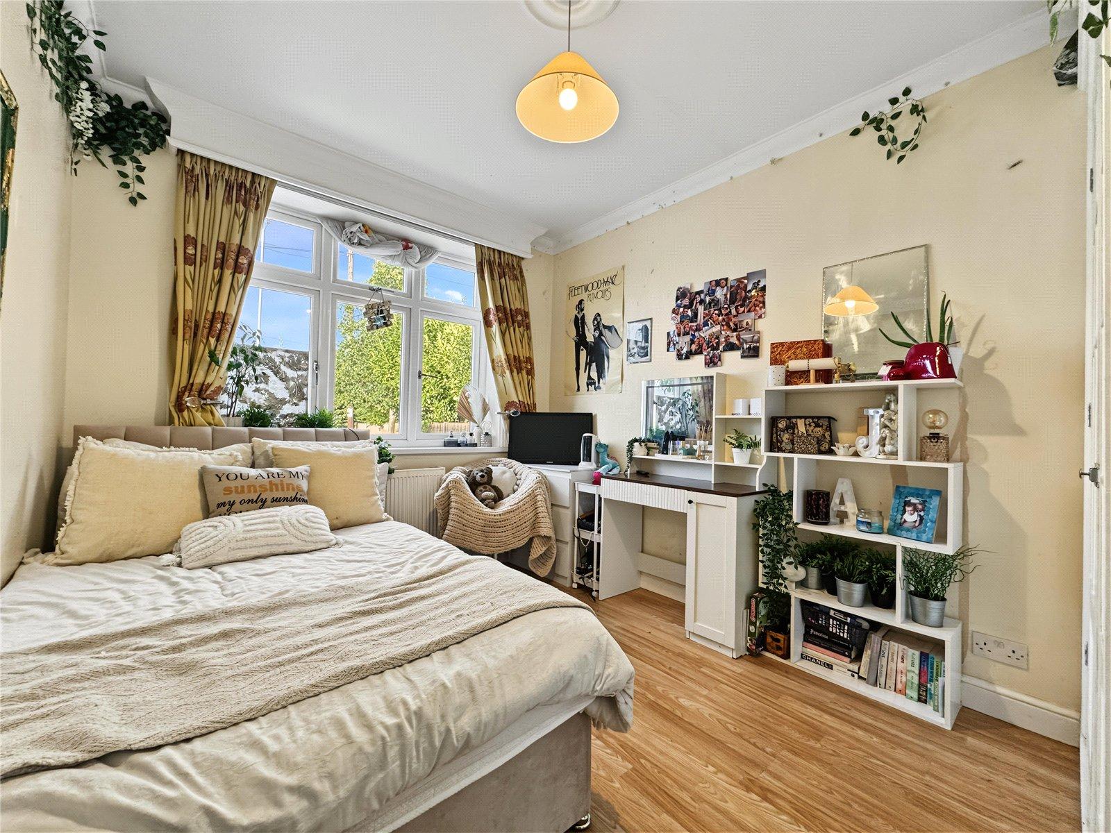 4 bedroom property for sale in Newington | Robinson Michael & Jackson