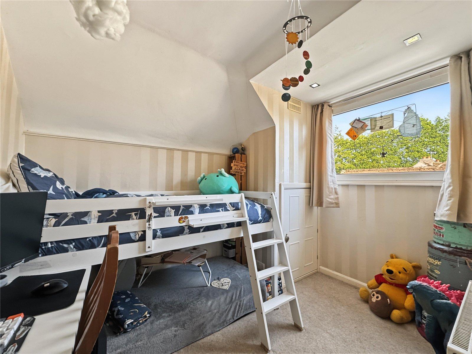 4 bedroom property for sale in Newington | Robinson Michael & Jackson