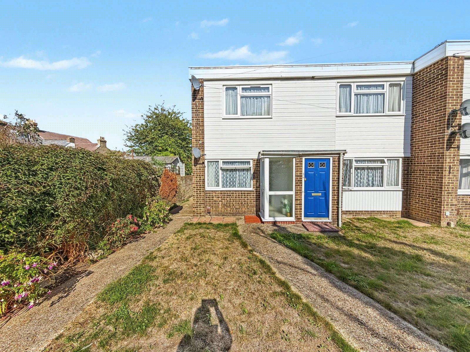 2 bedroom property for sale in Rainham | Robinson Michael & Jackson
