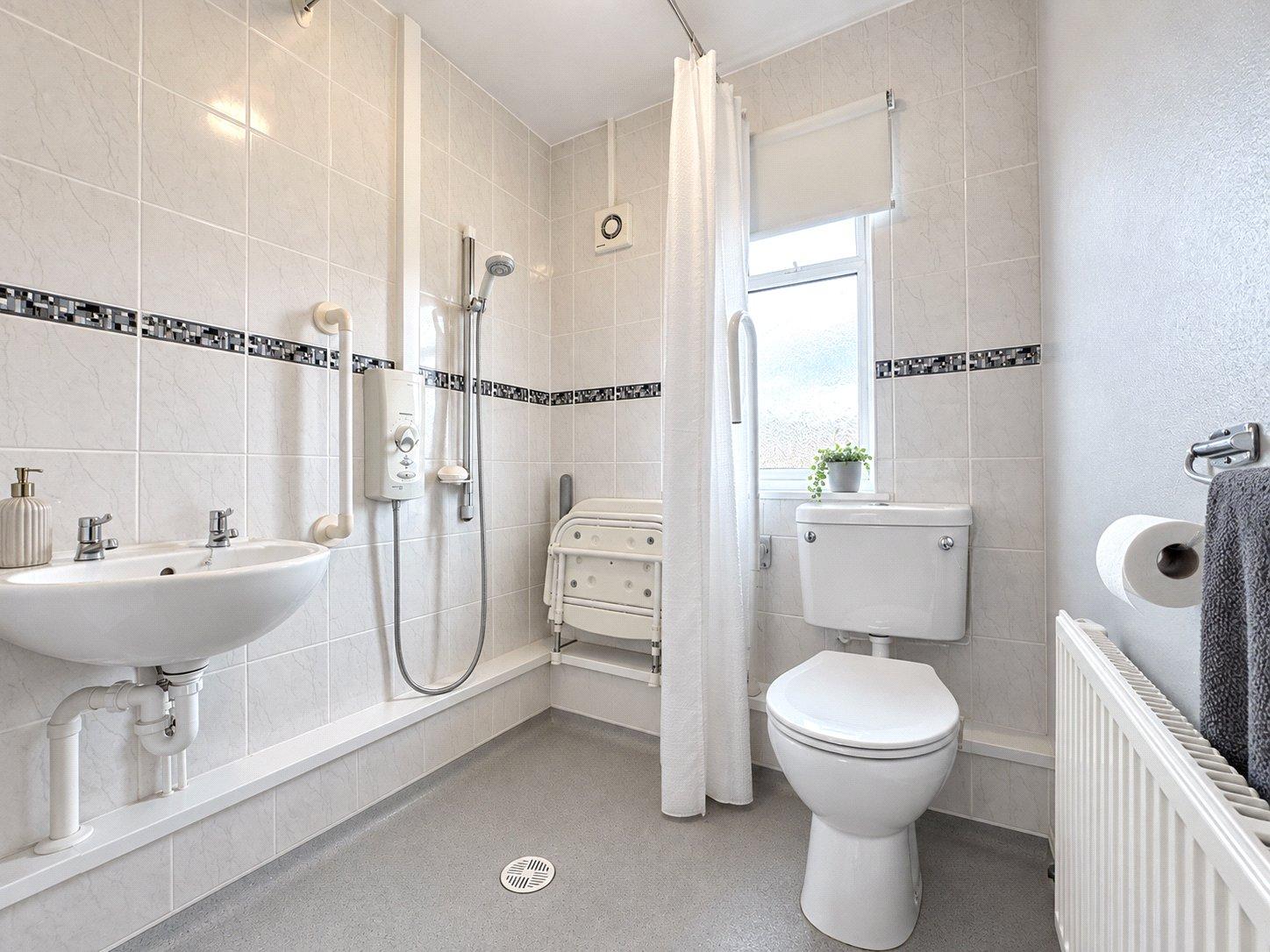 3 bedroom house for sale in Twydall | Robinson Michael & Jackson