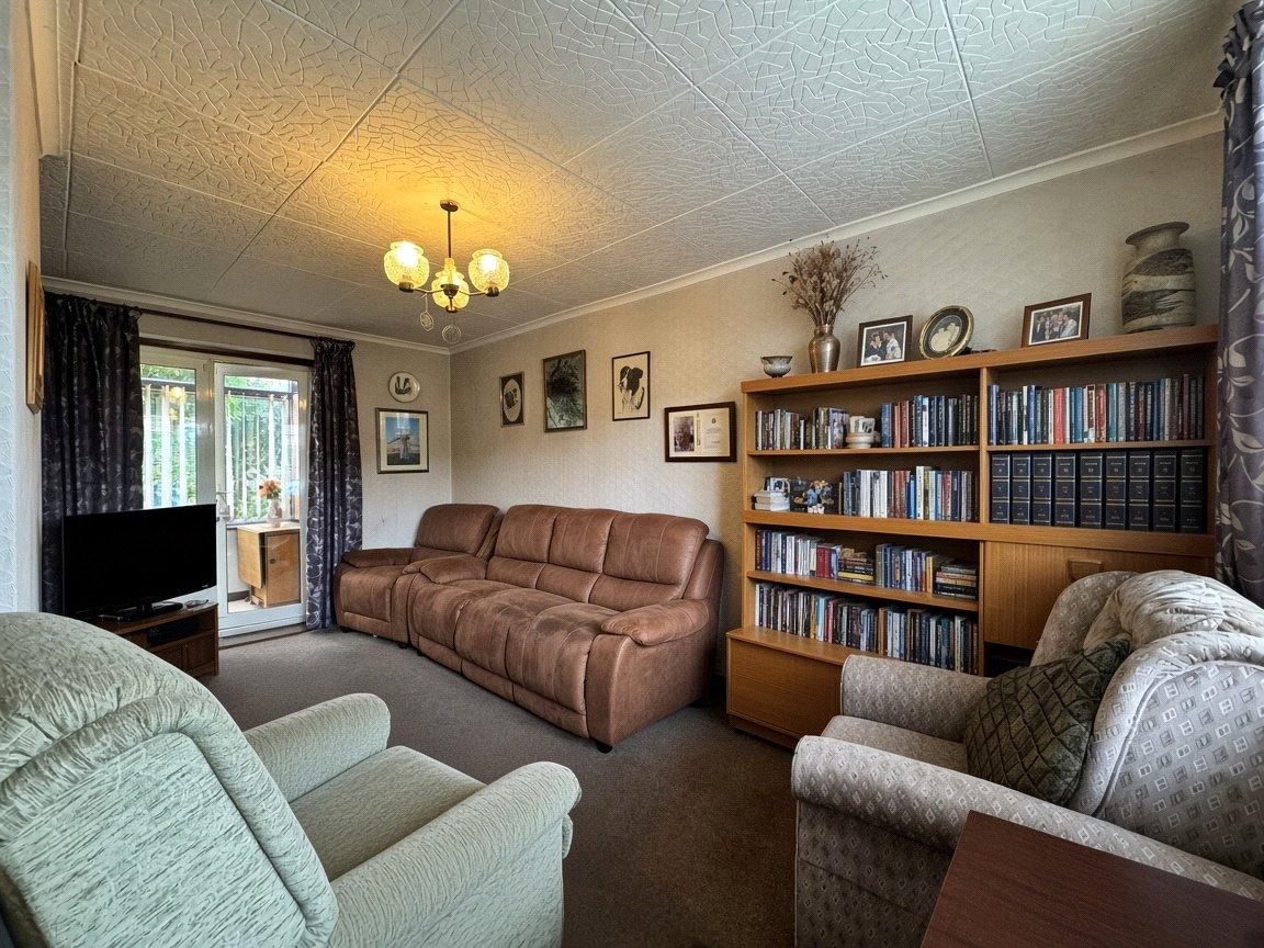 3 bedroom house for sale in Twydall | Robinson Michael & Jackson