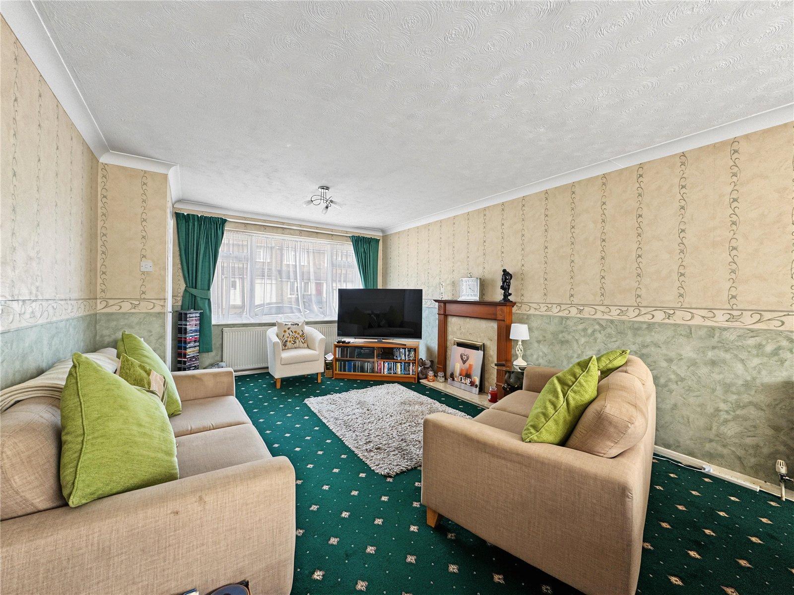 4 bedroom house for sale in Rainham | Robinson Michael & Jackson
