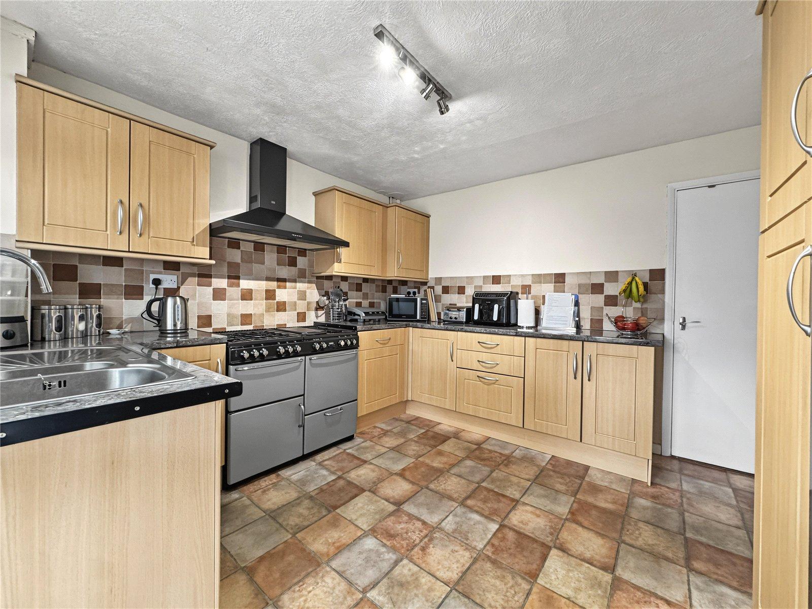4 bedroom house for sale in Rainham | Robinson Michael & Jackson