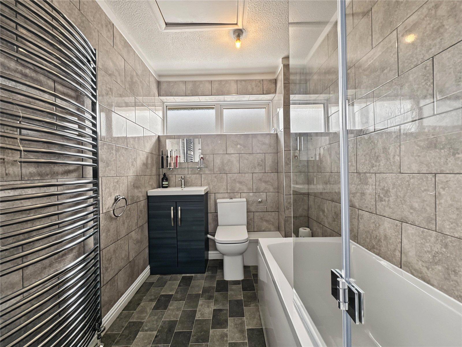 4 bedroom house for sale in Rainham | Robinson Michael & Jackson
