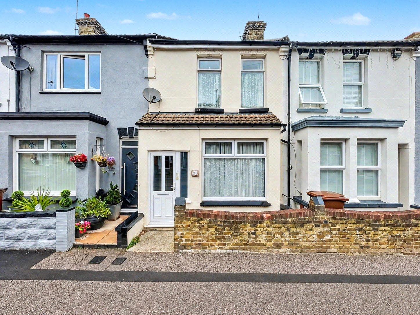 3 bedroom house for sale in Gillingham | Robinson Michael & Jackson