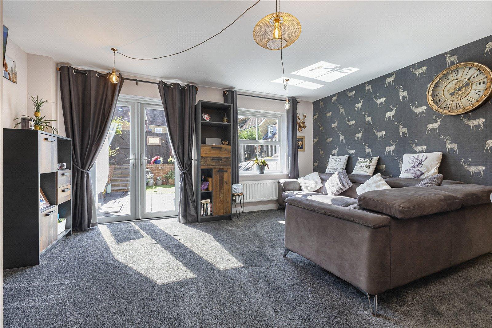 5 bedroom property for sale in Gillingham | Robinson Michael & Jackson