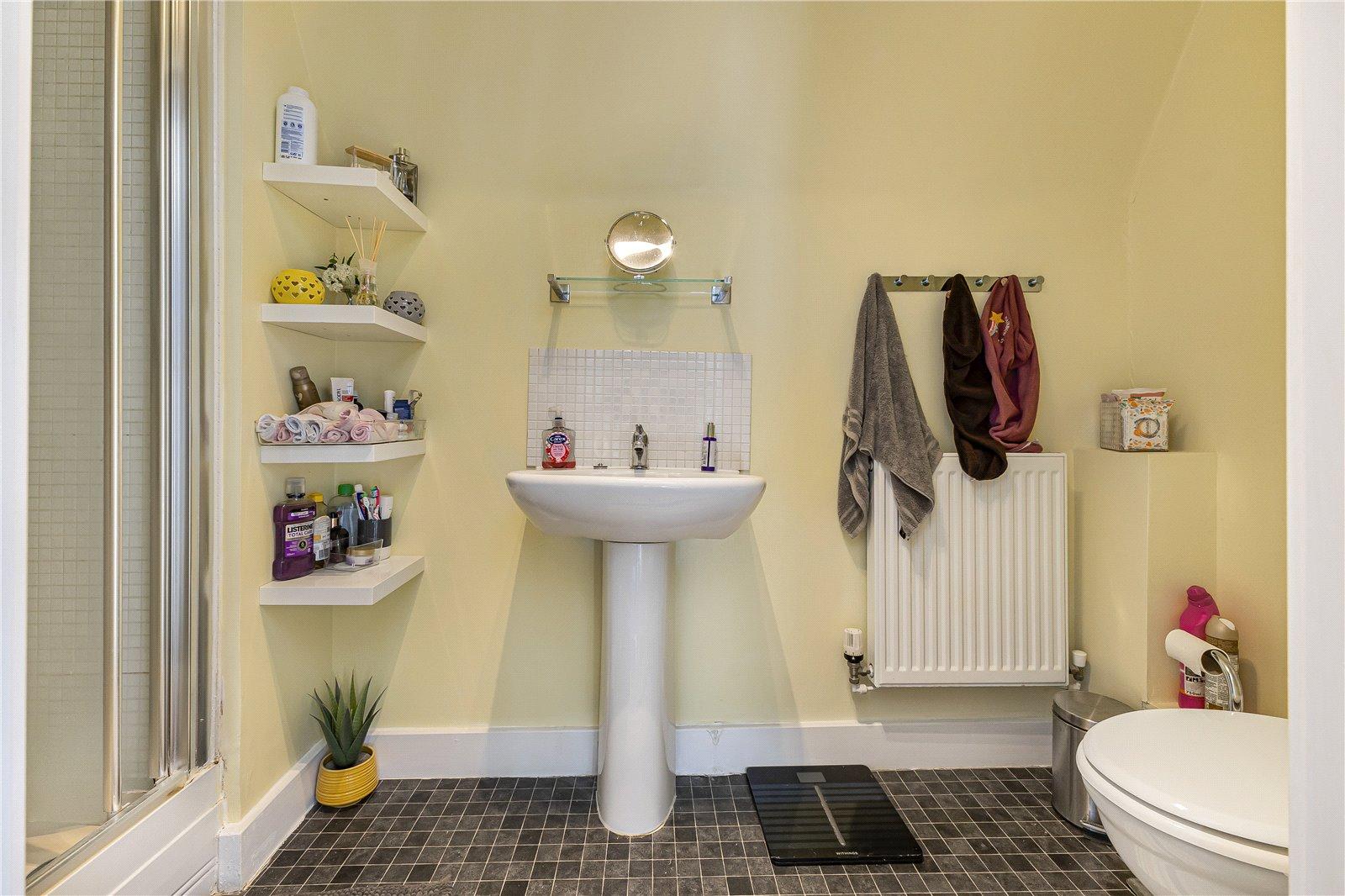 5 bedroom property for sale in Gillingham | Robinson Michael & Jackson