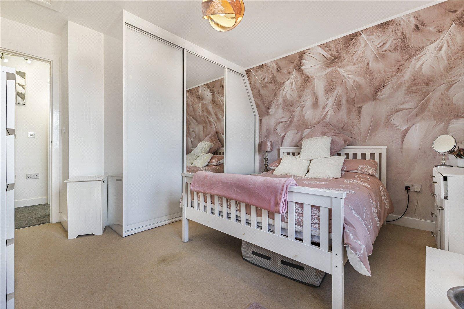 5 bedroom property for sale in Gillingham | Robinson Michael & Jackson