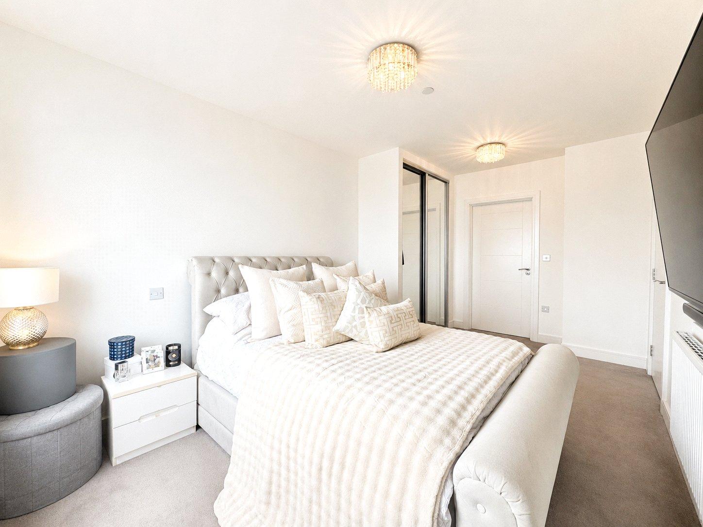 2 bedroom property for sale in Gillingham | Robinson Michael & Jackson