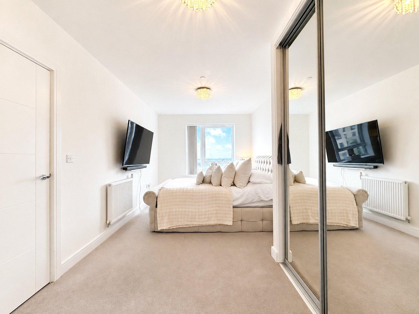 2 bedroom property for sale in Gillingham | Robinson Michael & Jackson