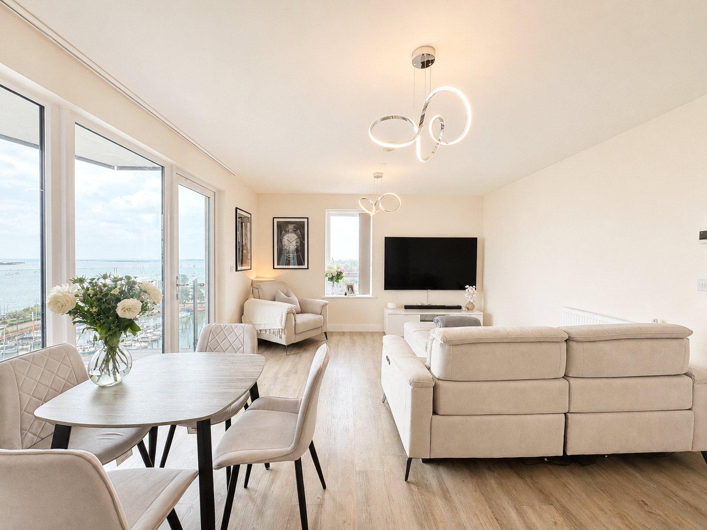 2 bedroom property for sale in Gillingham | Robinson Michael & Jackson