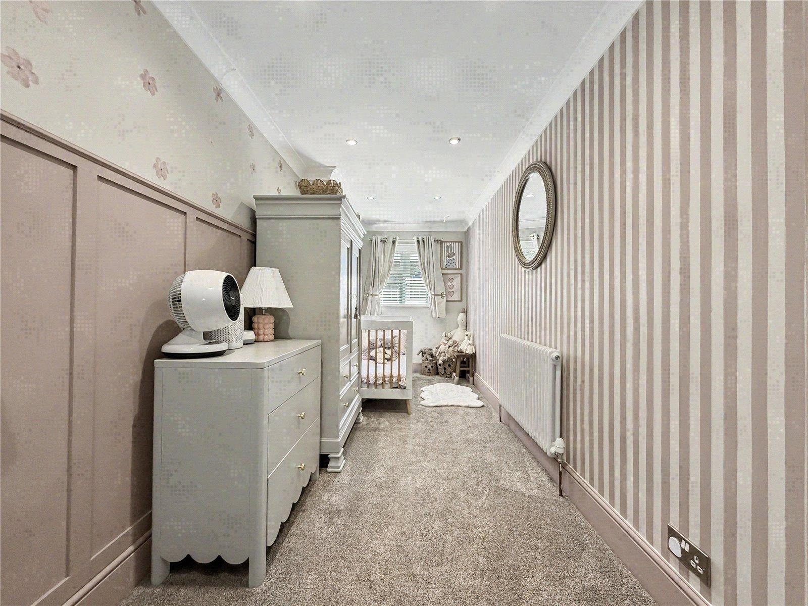 4 bedroom house for sale in Rainham | Robinson Michael & Jackson