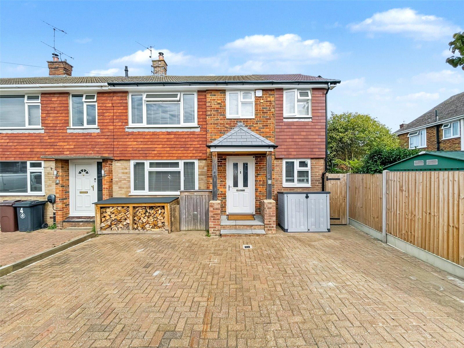 4 bedroom house for sale in Rainham | Robinson Michael & Jackson