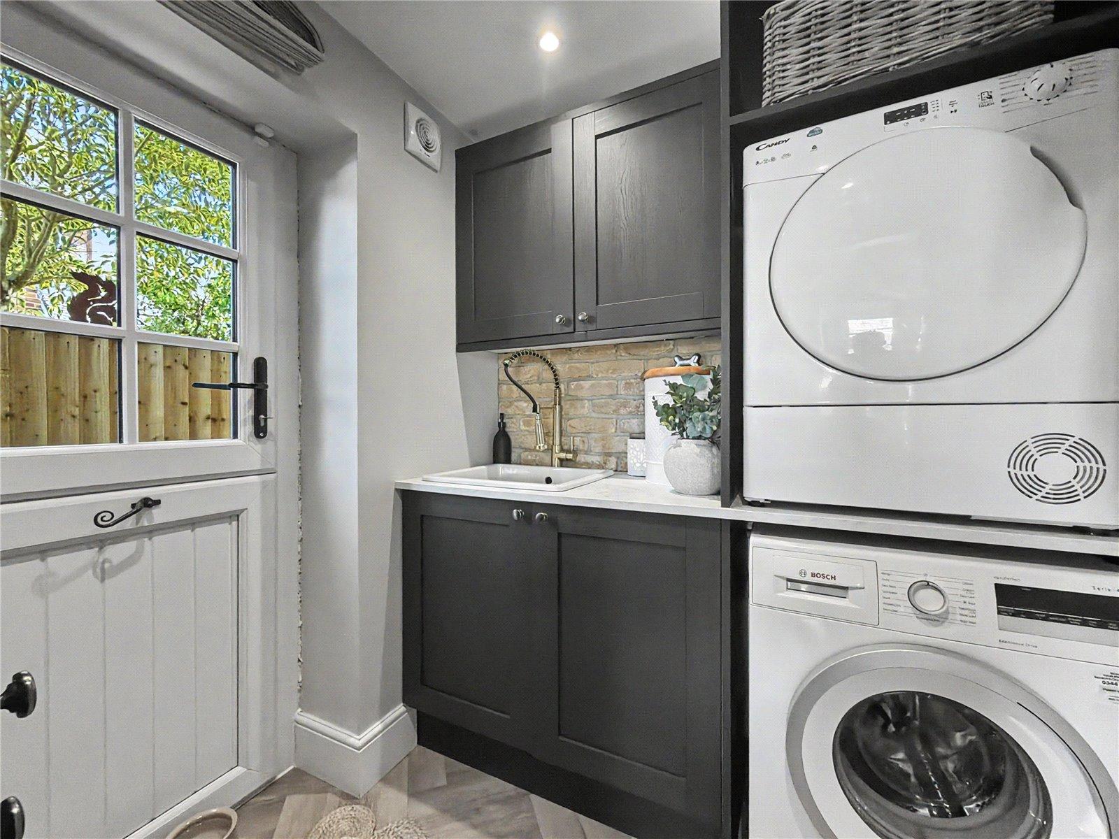 4 bedroom house for sale in Rainham | Robinson Michael & Jackson