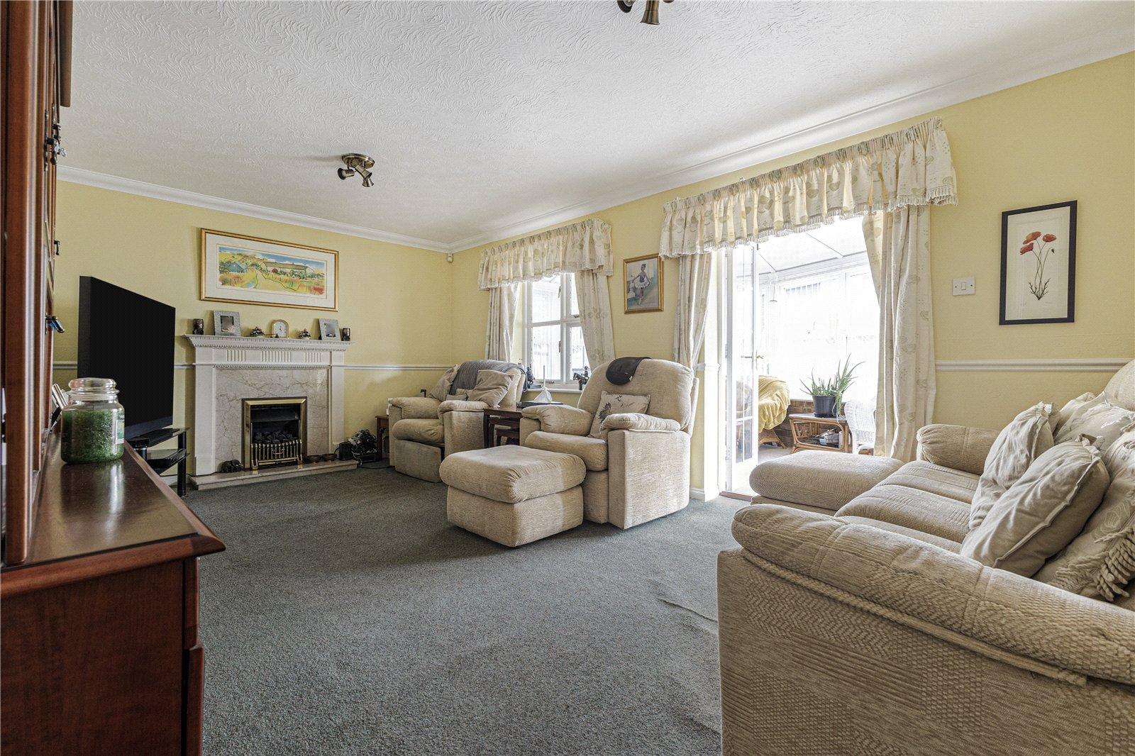 4 bedroom house for sale in Rainham | Robinson Michael & Jackson