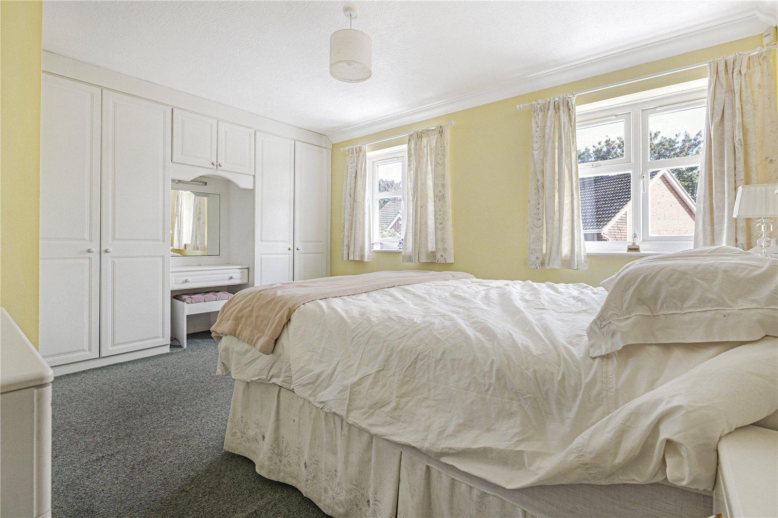 4 bedroom house for sale in Rainham | Robinson Michael & Jackson