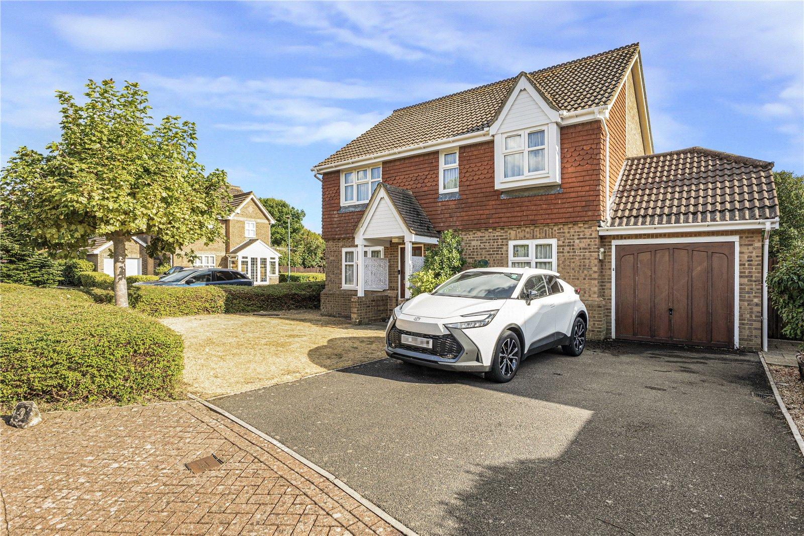 4 bedroom house for sale in Rainham | Robinson Michael & Jackson