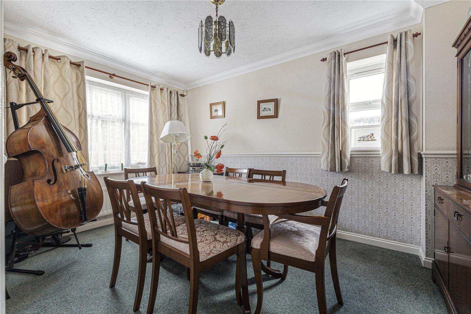 4 bedroom house for sale in Rainham | Robinson Michael & Jackson