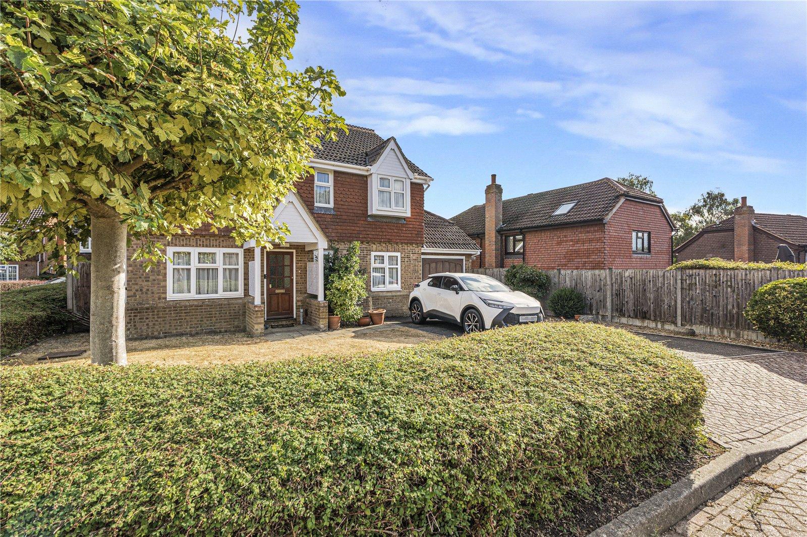 4 bedroom house for sale in Rainham | Robinson Michael & Jackson