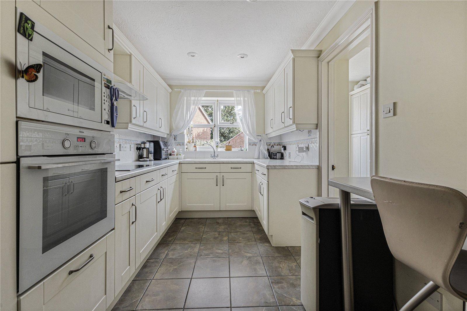 4 bedroom house for sale in Rainham | Robinson Michael & Jackson