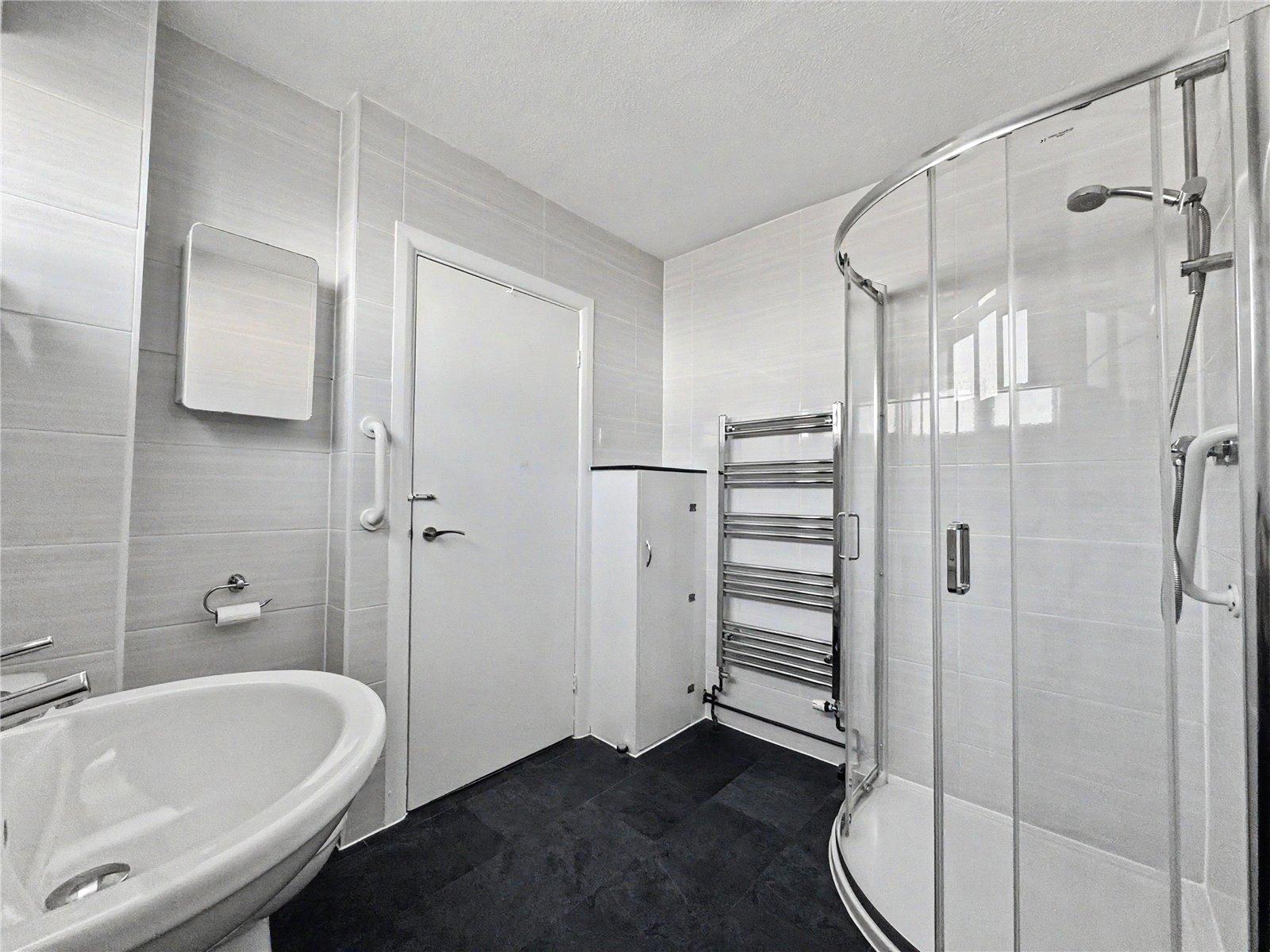1 bedroom bungalow for sale in Parkwood | Robinson Michael & Jackson