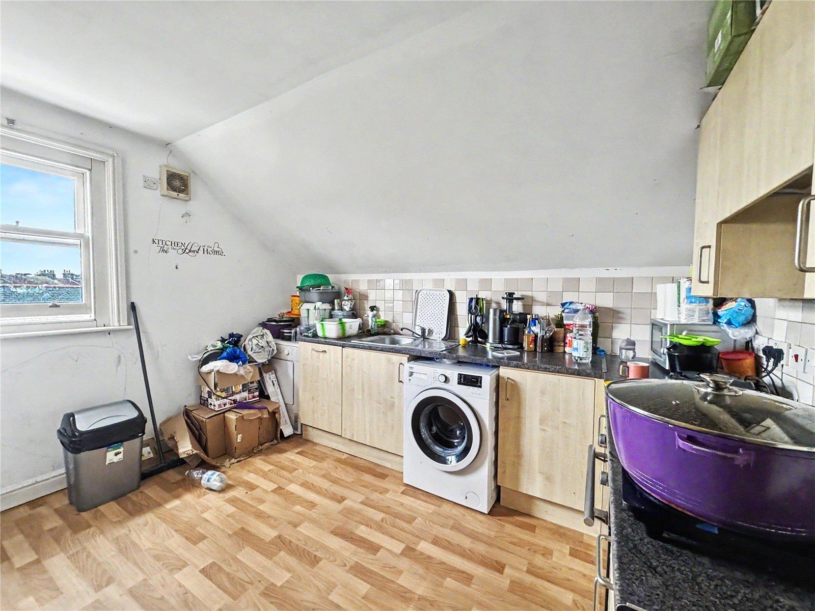 1 bedroom property for sale in Gillingham | Robinson Michael & Jackson