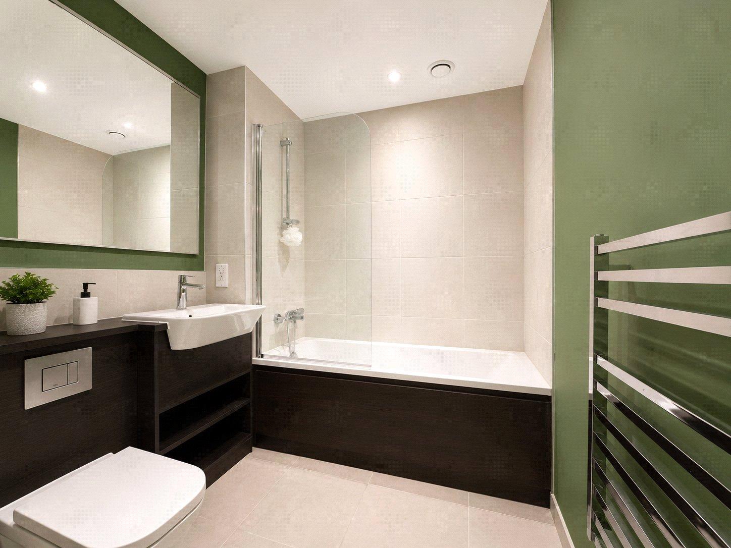 3 bedroom property for sale in Gillingham | Robinson Michael & Jackson