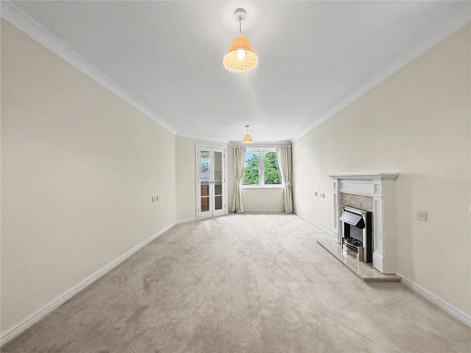 1 bedroom property for sale in Rainham | Robinson Michael & Jackson