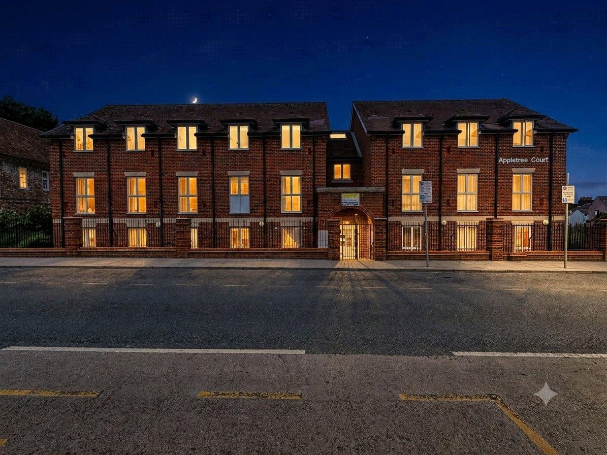 1 bedroom property for sale in Rainham | Robinson Michael & Jackson