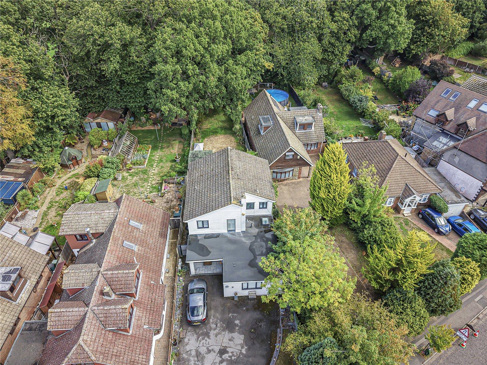 4 bedroom house for sale in Rainham | Robinson Michael & Jackson